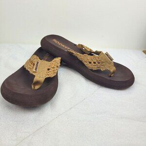 Rocket Dog tan textured crochet flip flop with brown soles boho festival 8